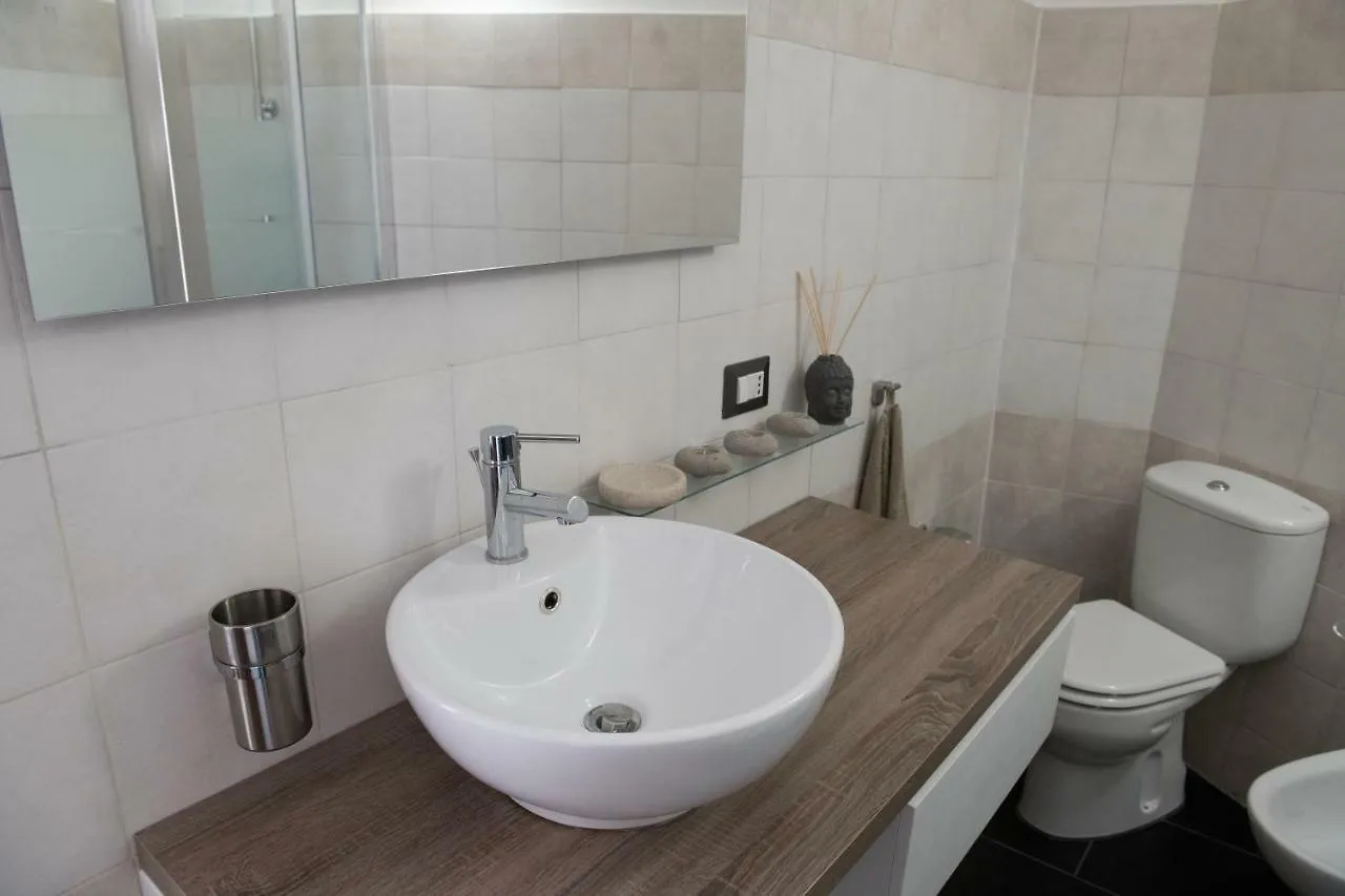 Qui Ed Ora,Guest House. Noto 0*,  Italien